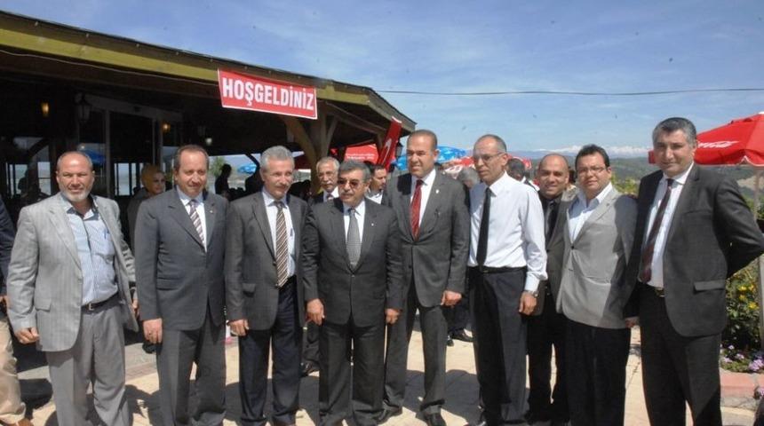 Başkan S&ouml;zl&uuml;, Yozgatlılarla Kahvaltıda Buluştu