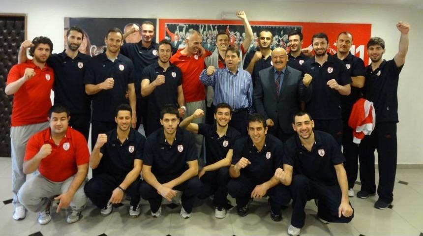 Altınordu Konak Belediyespor Erkek Voleybol Takımı Birinci Lige &Ccedil;ıktı