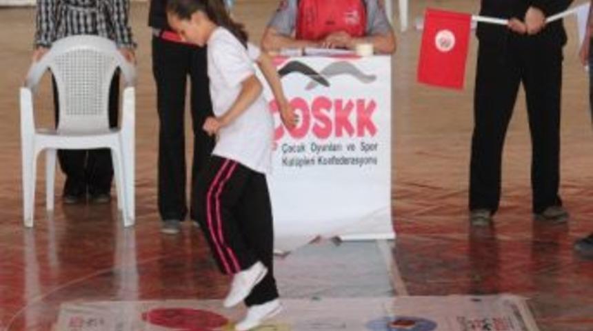 Beyşehir&rsquo;de Mendil Kapmaca Şampiyonası S&uuml;r&uuml;yor