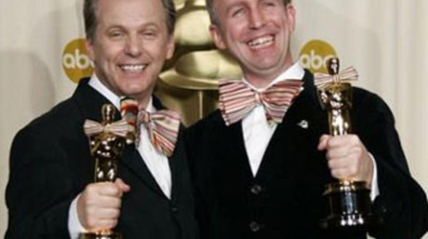 Oscar heykelciğinin başına gelmeyen kalmadı!