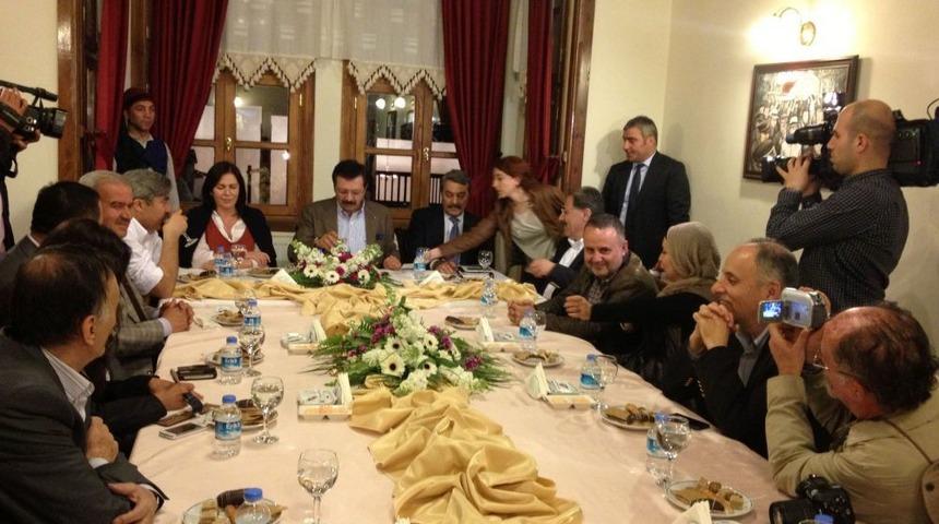 'Akil Adamlar' Burdur’da Gazetecileri Dinledi