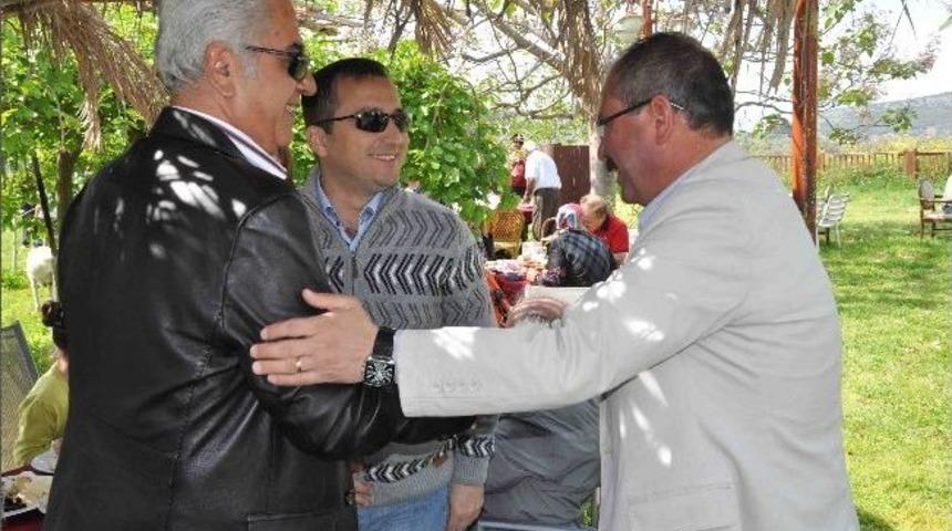 Kuşadası&rsquo;ndaki Gaziantepliler Bahar Kahvaltısı&rsquo;nda Buluştu