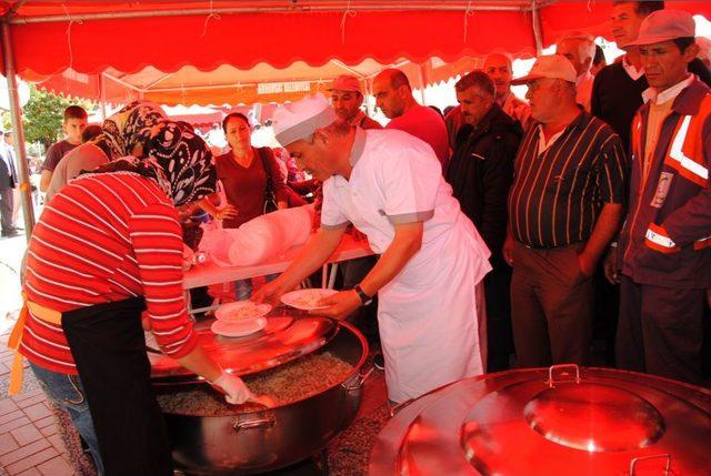 Manavgat'ın Köylerinde Kutlu Doğum Pilavı Dağıtılacak