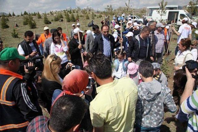 Selçuklu’da 10 Bin Fidan Fidan Toprakla Buluştu