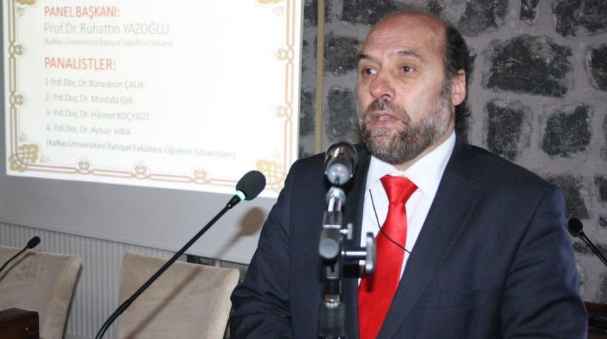 "O &Ouml;rnek Peygamberin &Ouml;rnek &Uuml;mmeti Olmak Zorundayız"