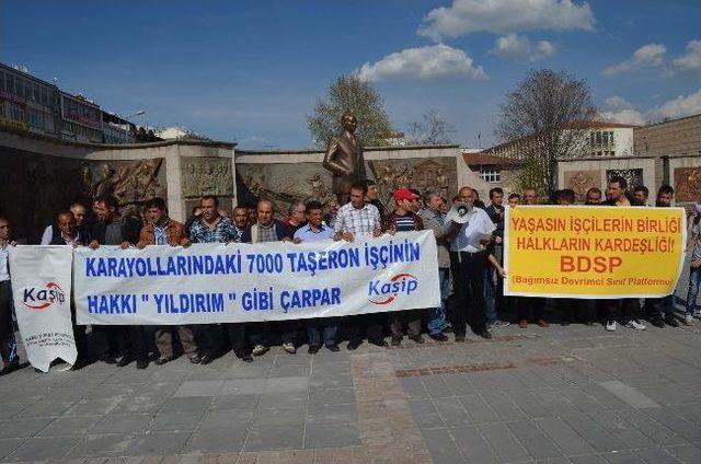 İşçiler, Sınıfsız Halkların Kardeşliği İçin Biraraya Geldi