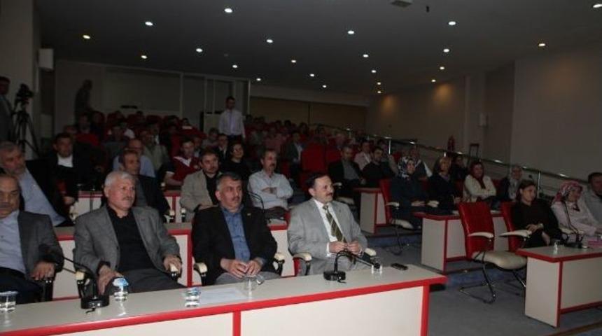 To&ccedil;oğlu, Manisa&rsquo;da D&uuml;zenlenen Siyaset Akademisi&rsquo;ne Katıldı