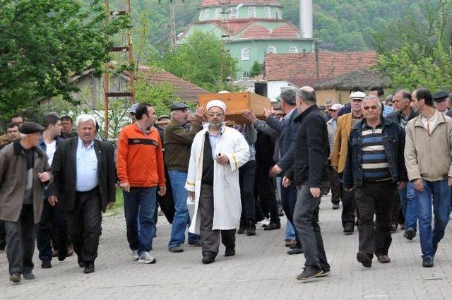 2 Çocuğunu Savaşa Kurban Veren Suriyeli İbrahim Hacı Ömer De Kurtarılamadı