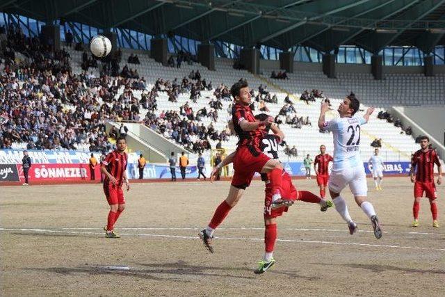 Erzurum Büyükşehir Belediyespor:1 Isparta Emrespor: 0