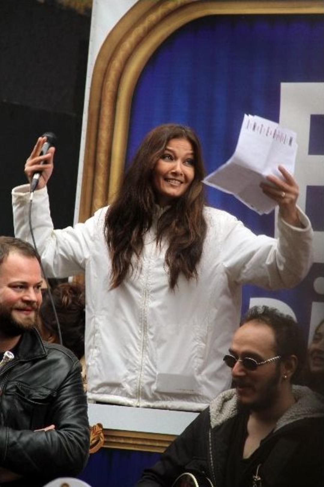 Beyoğlu&rsquo;nda Sanat&ccedil;ılar Emek Sineması İ&ccedil;in Buluştu