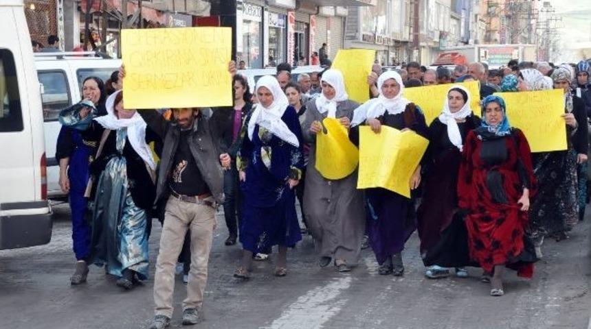 Y&uuml;ksekova&rsquo;da &lsquo;kck&rsquo; Operasyonları Protestosu