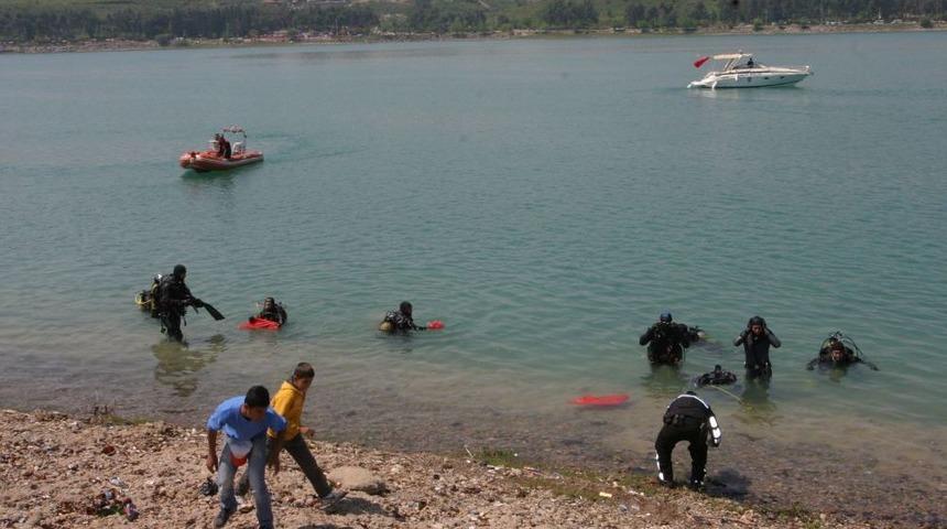 Dalgı&ccedil;lar, Seyhan Baraj G&ouml;l&uuml;'nde &Ccedil;evre Temizliği Yaptı