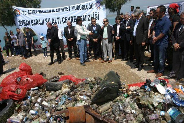 Dalgıçlar, Seyhan Baraj Gölü'nde Çevre Temizliği Yaptı