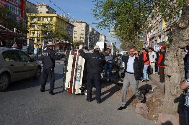 Devrilen Araçtan Şans Eseri Yara Almadan Kurtuldu