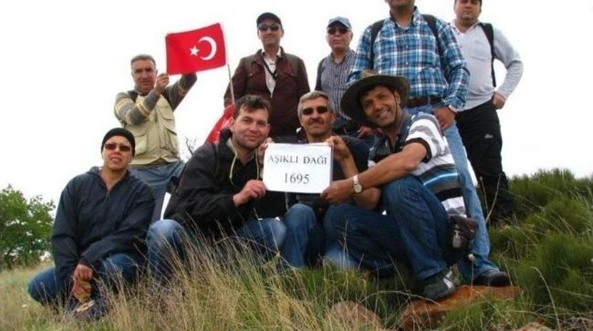 Kapadokya&rsquo;yı Adım Adım Geziyorlar