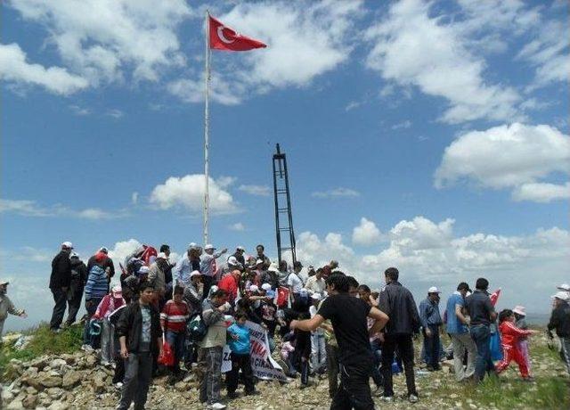 Kapadokya’yı Adım Adım Geziyorlar