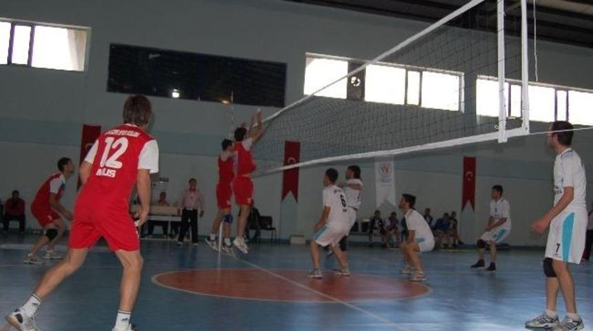 B&ouml;lgesel Voleybol Ligi Ma&ccedil;ları Başladı