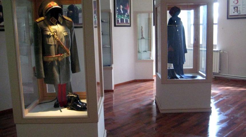 Atatürk’ün Manastır Mezuniyeti Kutlandı