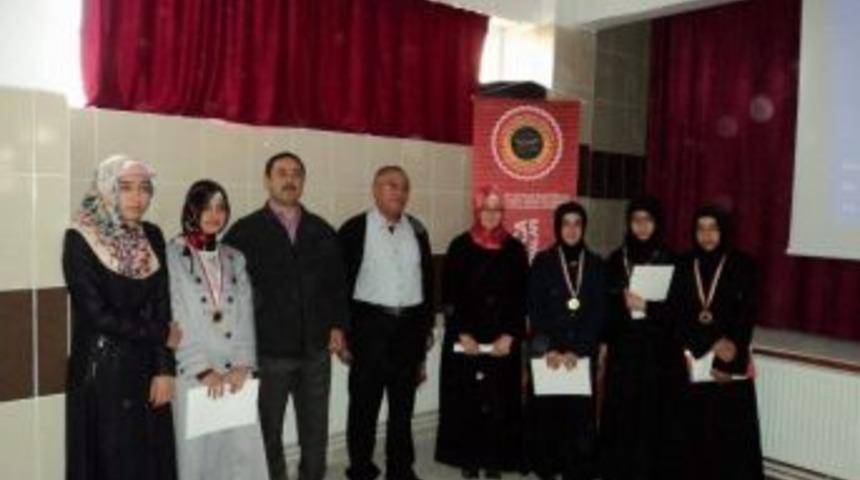 Kaman İl&ccedil;e İmam-hatip Lisesinden &Ccedil;ifte Başarı