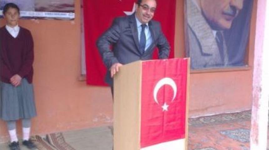 K&ouml;y Okulunda Kutlu Doğum Coşkusu