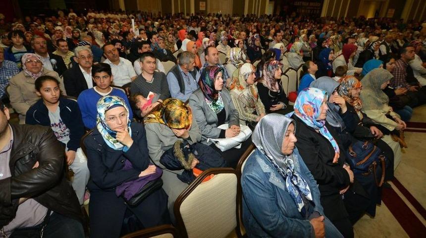 İzmir'de Kutlu Doğum Programı D&uuml;zenlendi