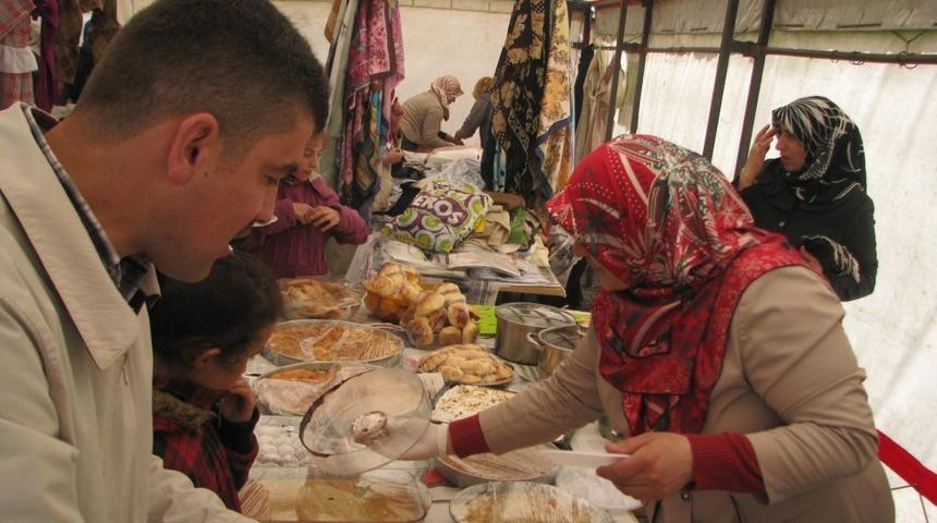 G&ouml;le'de Yatılı Kur'an Kursu Yararına Kermes A&ccedil;ıldı