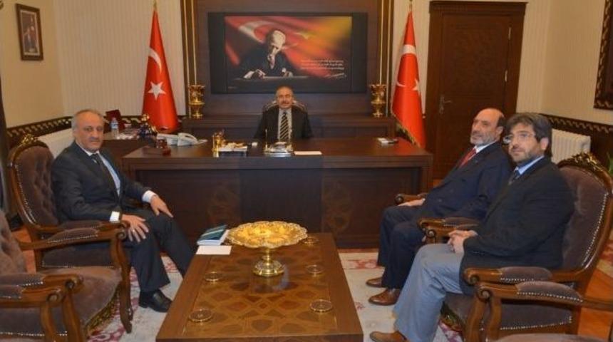 İl M&uuml;ft&uuml;s&uuml; Bayrak'tan Vali Yaman&rsquo;a Ziyaret