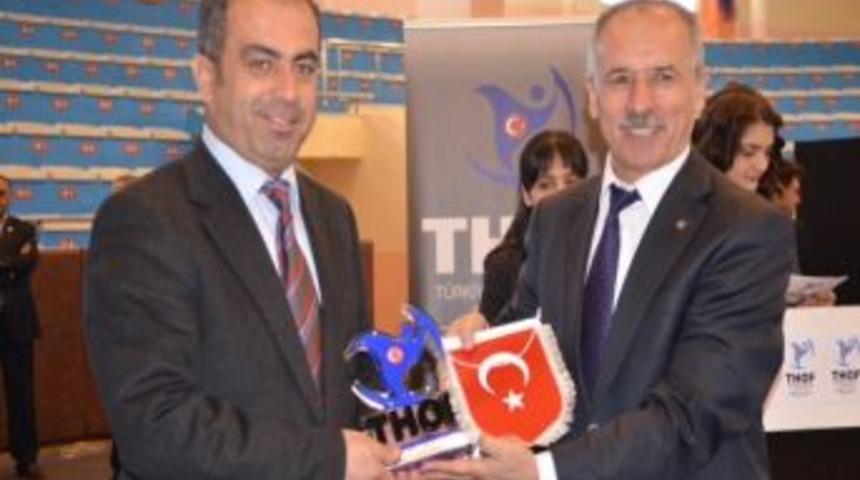 Halk Oyunları Oscarları Dağıtıldı