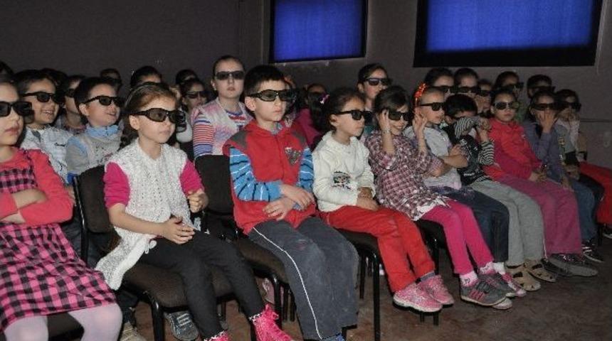 &Ouml;ğrencilerin 3 Boyutlu Keyfi