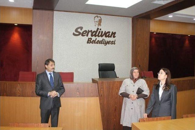 Milletvekili Ayşenur İslam Serdivan Belediyesini Gezdi