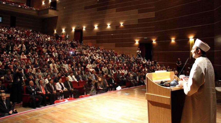 G&ouml;rmez: Farklılıklar Zenginliğimiz, Ihtilafı Kavgaya D&ouml;n&uuml;şt&uuml;rmeyin