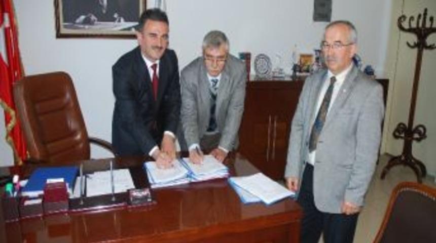 Gemlik Belediyesi’nde Toplu Sözleşme Sevinci