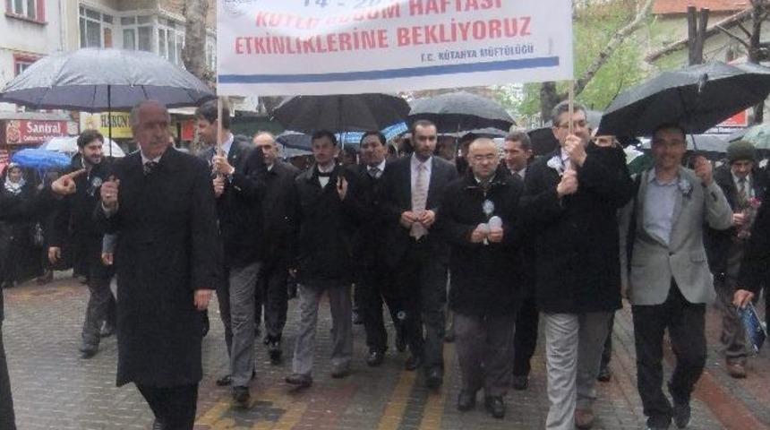 Din Görevlilerinden 'kutlu Doğum Yürüyüşü'