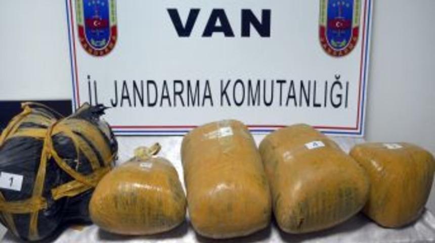 G&uuml;rpınar'da Esrar Operasyonu