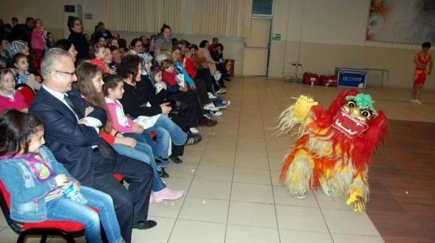 &Ccedil;in Devlet Sirki Bandırma'da