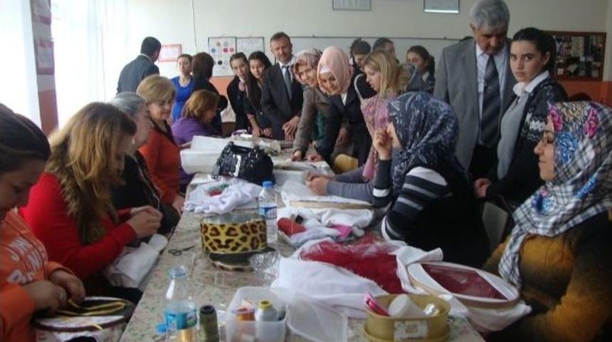 Demirci Kız Teknik Ve Meslek Lisesi'ne Ziyaret