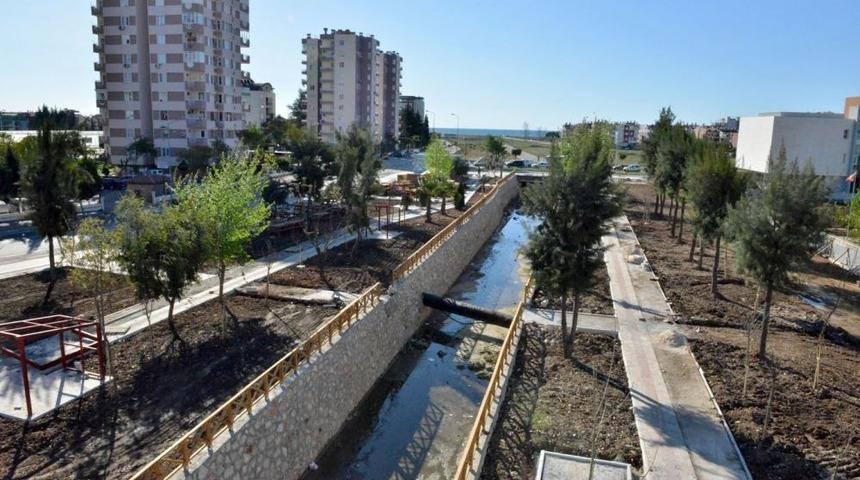 Konyaaltı Belediyesi, Arı Deresi Park &Ccedil;alışmalarını Tamamlıyor