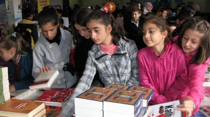Sorgun&rsquo;da Kitap Fuarı A&ccedil;ıldı