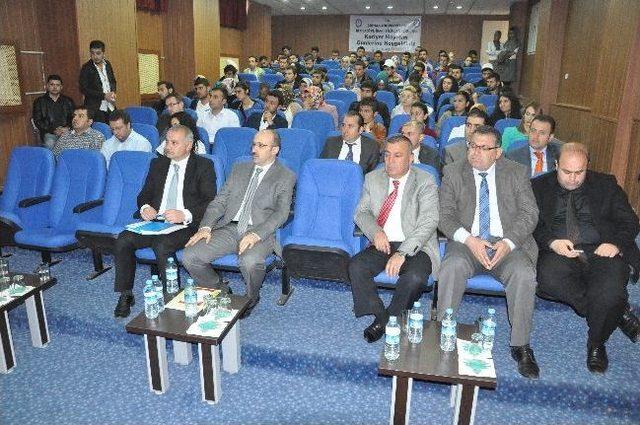 Şırnak Üniversitesi'nde Kariyerim Hayatım Paneli Düzenlendi