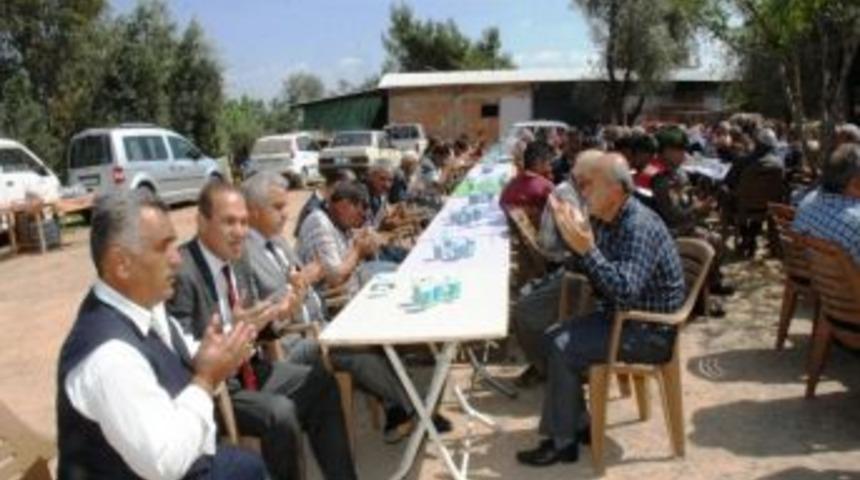 Şehit Uzman &Ccedil;avuş İsa &Ccedil;i&ccedil;ek İ&ccedil;in Mevlit Okutuldu