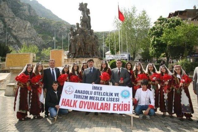 Amasya’da Davul-zurnalı Turizm Haftası Kutlaması