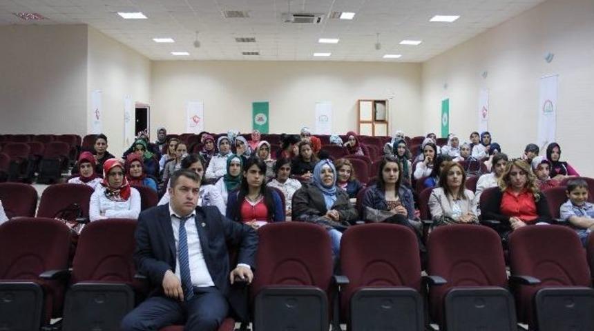 Diyarbakır’da Kadın Çiftçilere Eğitim Verildi
