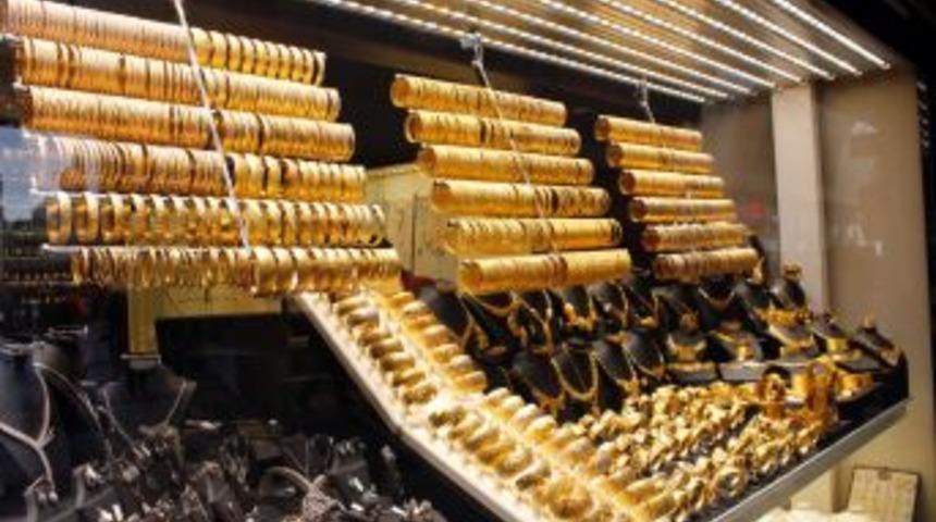 Altındaki D&uuml;ş&uuml;ş Kuyumcuyu Sevindirdi, Satışlarda Y&uuml;zde 10 Artış Bekleniyor