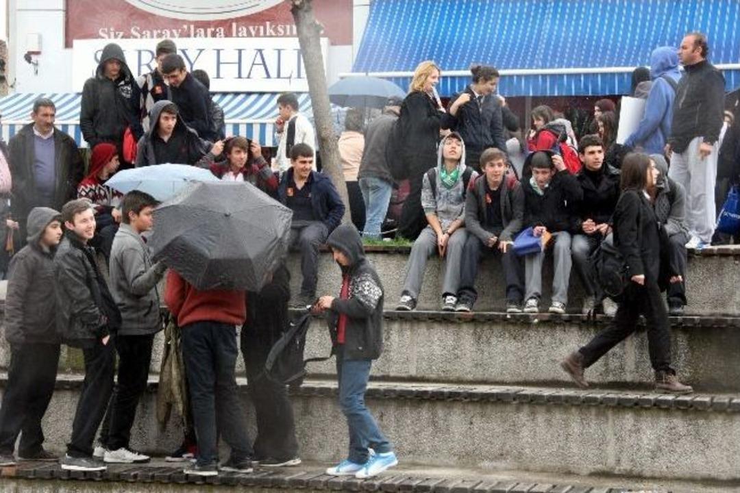 Turizm Haftası Etkinliklerine Yağmur Engeli