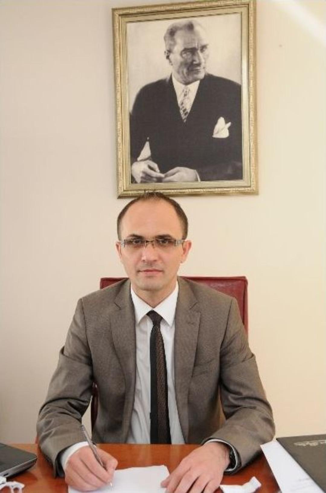 Manisa Belediyesi&rsquo;nin K&ouml;ylere Desteği S&uuml;r&uuml;yor