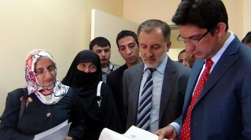 Erciş&rsquo;te Kiracılardan Deprem Konutlarına Yoğun Talep