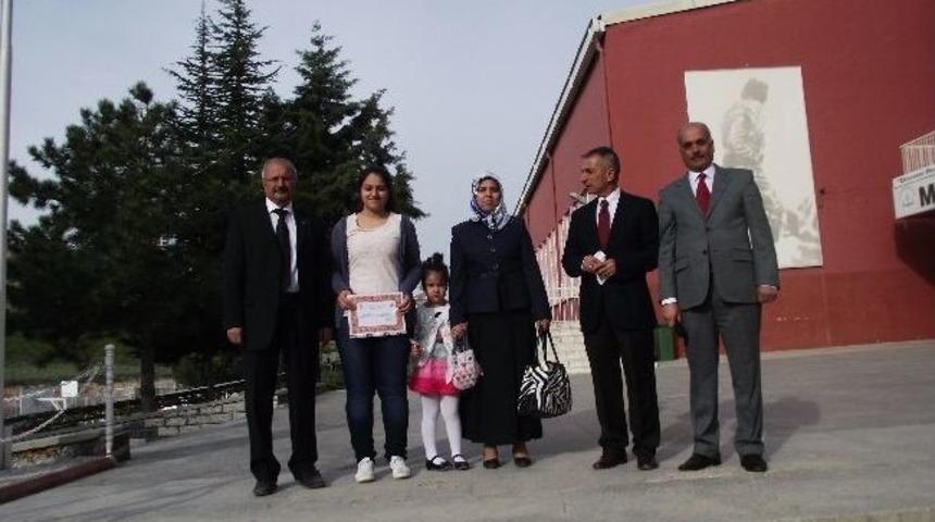 Malatya Anadolu Lisesi Başarılı &Ouml;ğrencilerini &Ouml;d&uuml;llendirdi