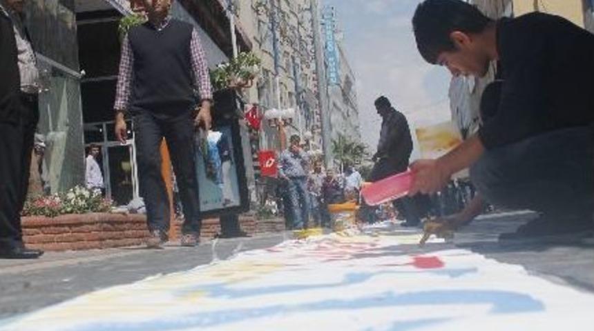 'sanat Yolu' Etkinliğinde Renkli G&ouml;r&uuml;nt&uuml;ler Oluştu