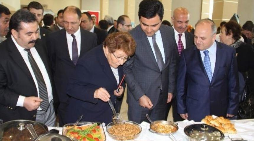 Turizm Haftası Etkinliklerine Seyfe G&ouml;l&uuml; Damgası