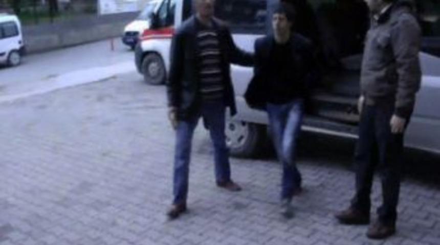 Uyuşturucu Tacirlerine Operasyonda 13 Kişi Yakalandı